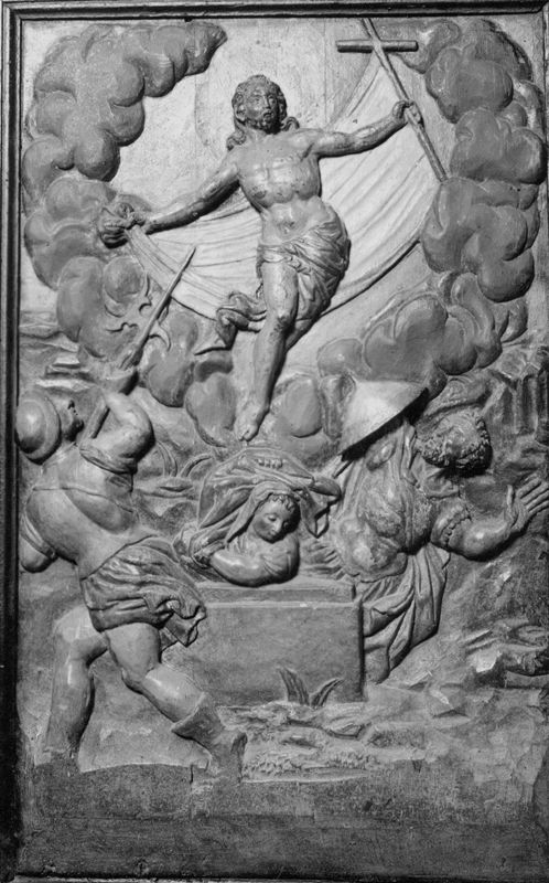Résurrection : le Christ sort du tombeau