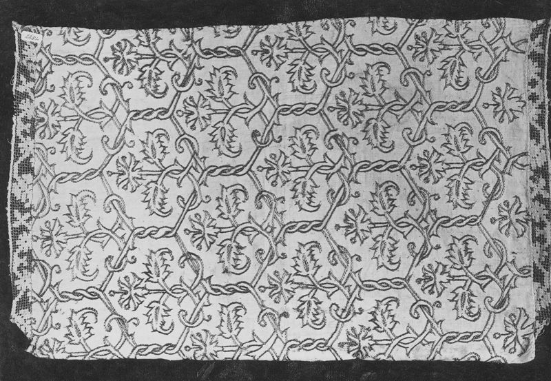 coussin / Musées Royaux d'Art et d'Histoire