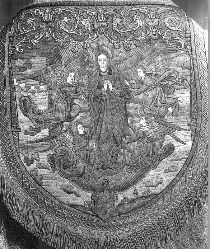 Kerstgewaad met de Hemelvaart van Maria