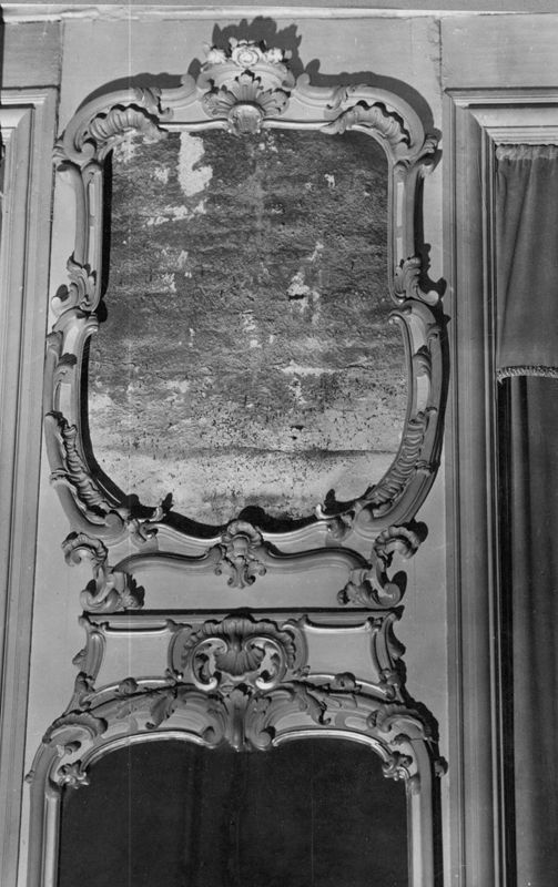encadrement de tableau / Palais de Justice[Liège]