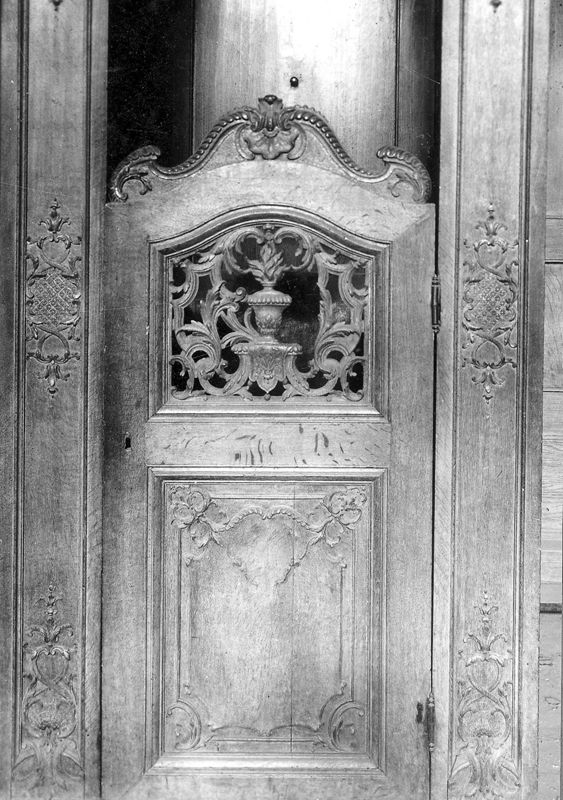 confessionnal / Eglise Saint-Vincent[Liège]