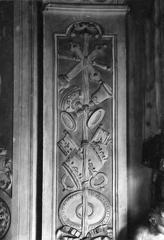 bas-relief[sculpture] / Château de Belle-Maison
