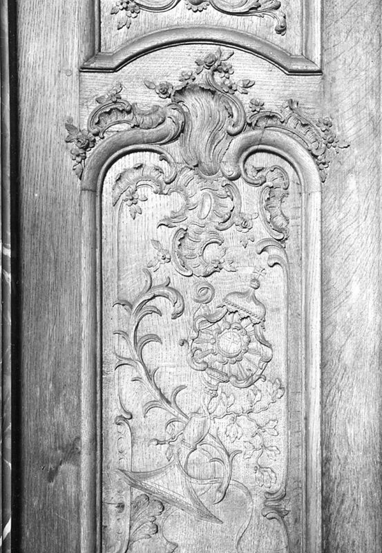 porte à deux battants / Château de Belle-Maison