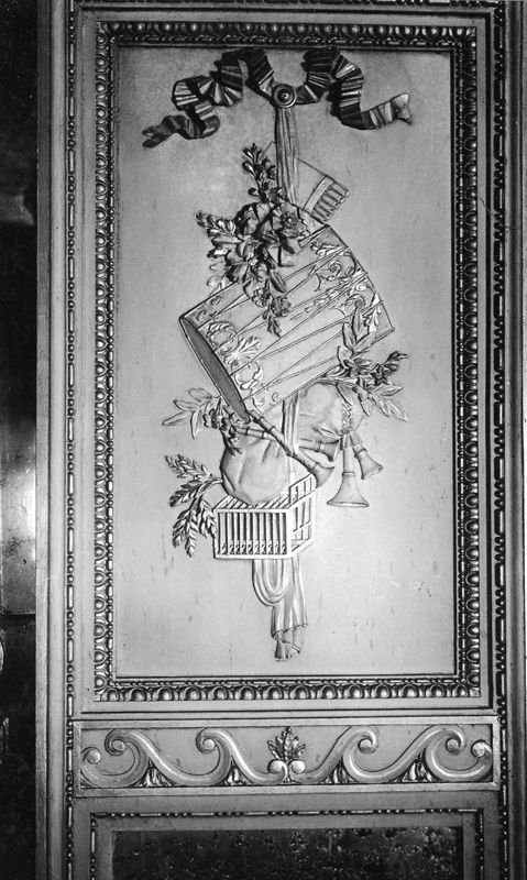 trumeau[décoration intérieure] / Château d'Ahin