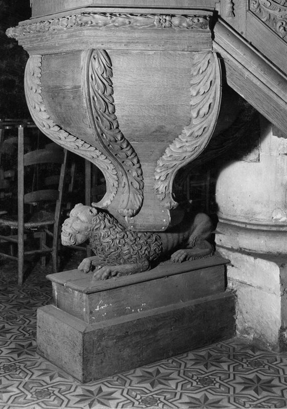 chaire de vérité / Eglise Assomption[Tintigny]