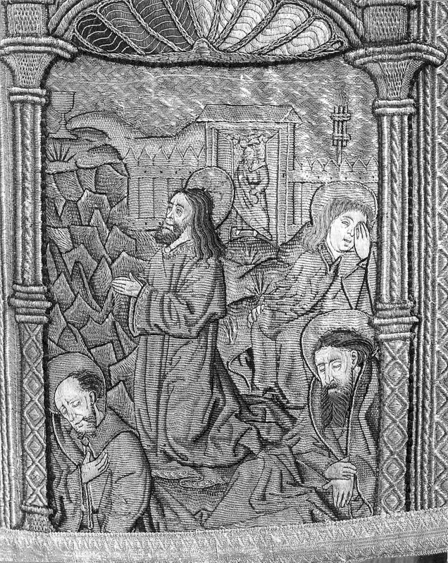 Kerstgewaad met Christus aan het kruis