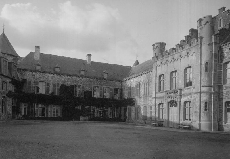 château / Construction[Corroy-le-Château]