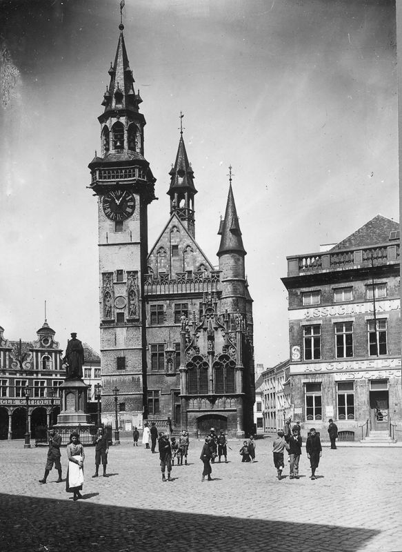 beffroi / Schepenhuis[Aalst]