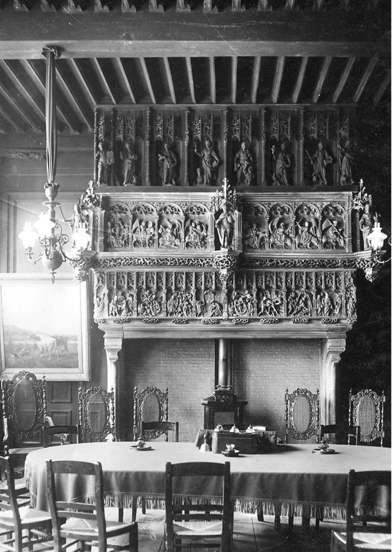 foyer de cheminée / Stadhuis[Kortrijk]