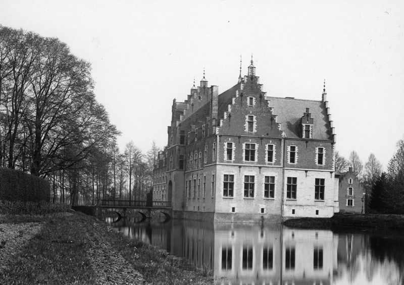 "Het Steen" of "Rubenskasteel"