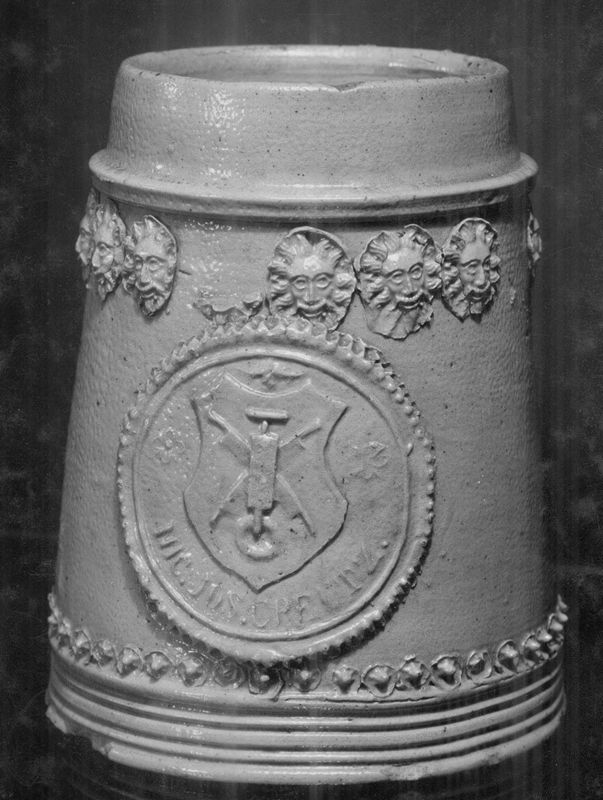 pot[cruche] / Musée Curtius