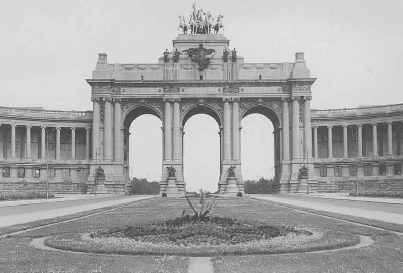 Arcade et hémicycle du Cinquantenaire