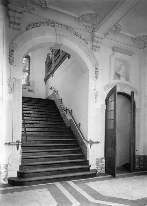 bâtiment destiné à la justice / Gerechtshof[Turnhout]