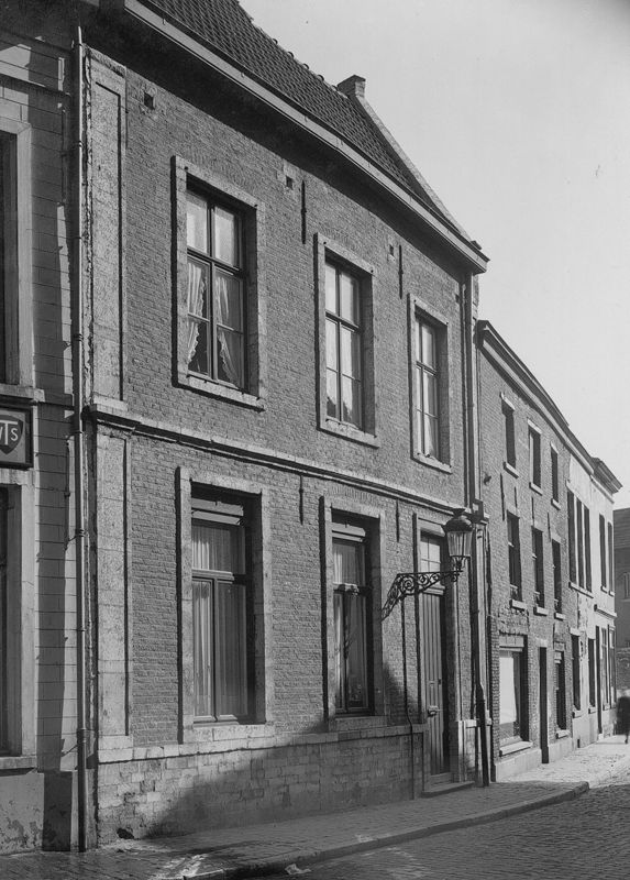 woongebouw / Bouwwerk[Leuven]
