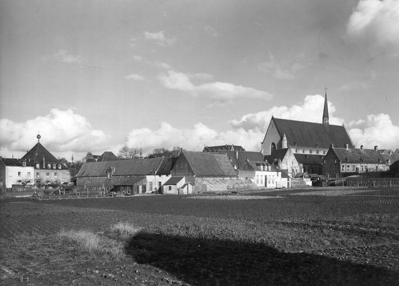 infirmerie de béguinage / Infirmerie van Groot -Begijnhof