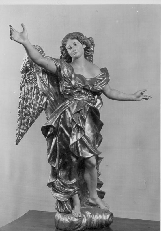 Ange adorateur (côté droit)