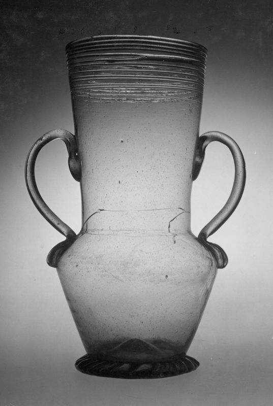 vase décoratif / Musée du Verre[Liège]