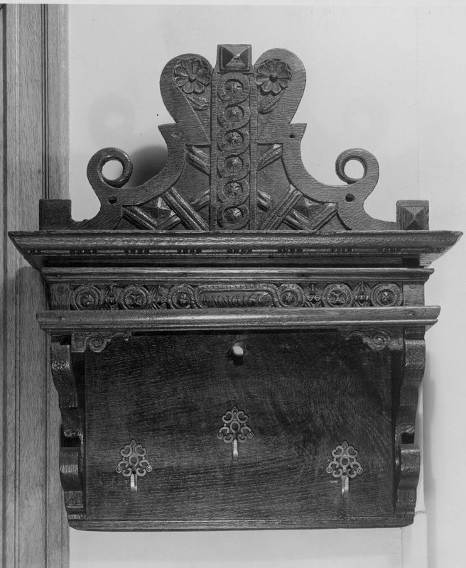 porte-serviettes / Couvent des Filles de la Croix[en Hors-Château]