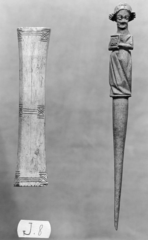 étui à aiguilles à coudre / Musée Curtius