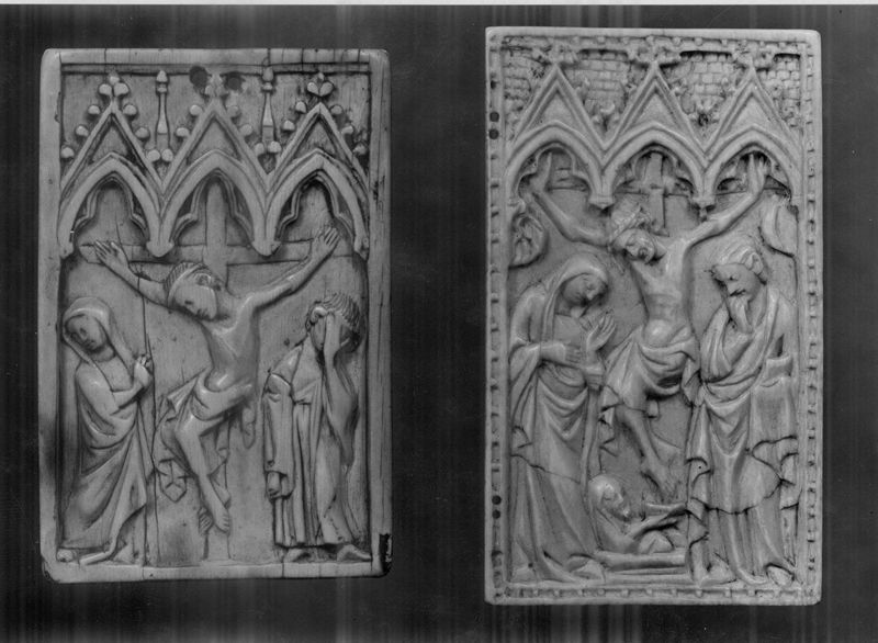 Plaquette avec Calvaire