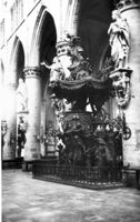 A124182