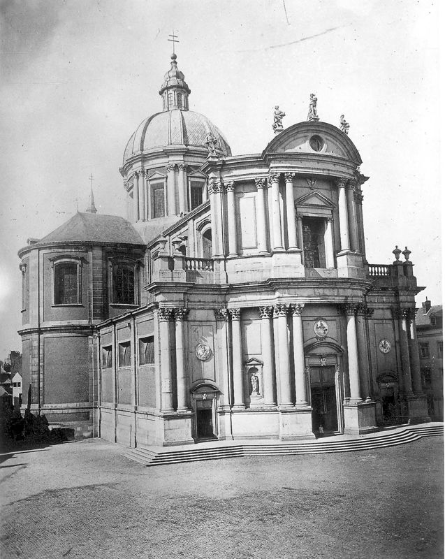 cathédrale / Cathédrale Saint-Aubain