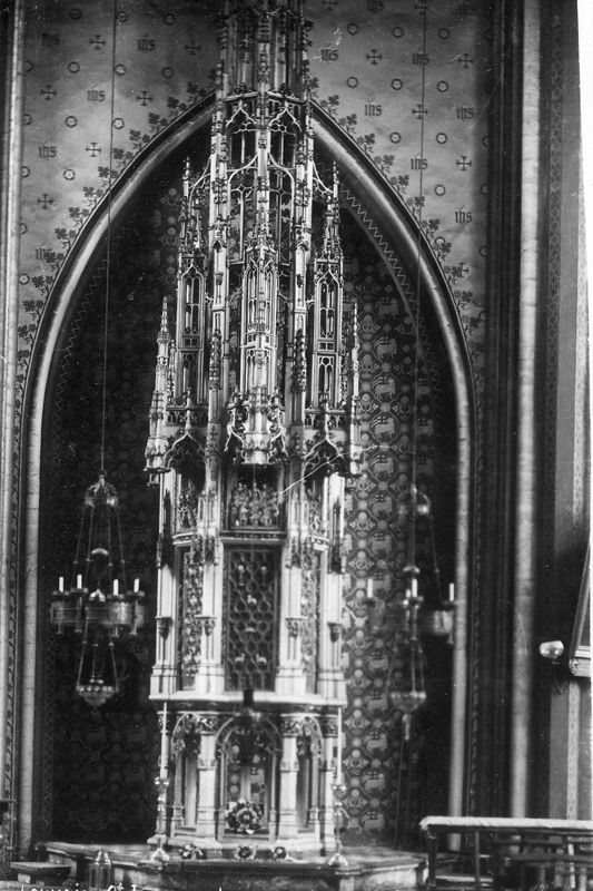 tour du Saint-Sacrement / Kerk Sint-Jacob[Leuven]