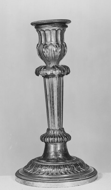 chandelier de table / Museum Mayer van den Bergh