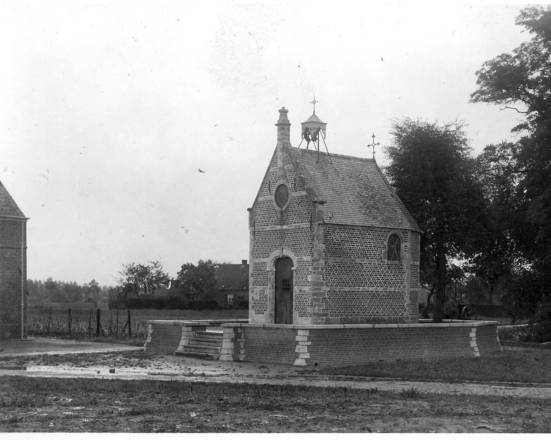 chapelle routière / Kapel O.L.Vrouw ten Doorn[Heffen]