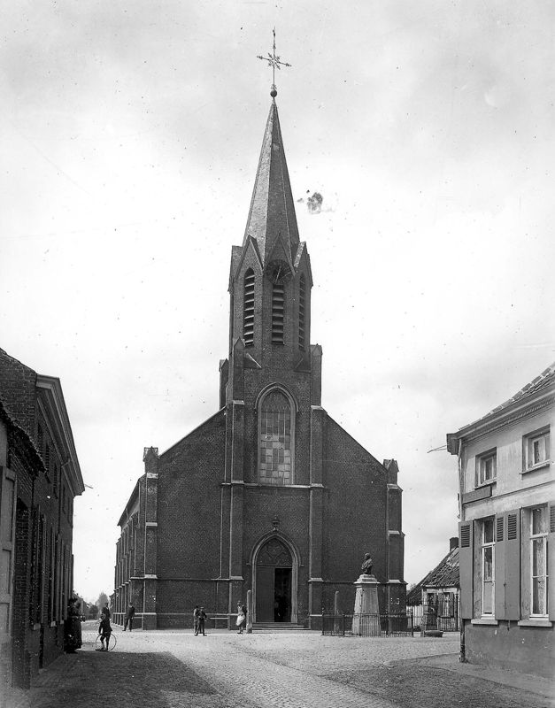 église paroissiale / Kerk O.L.Vrouw Hemelvaart en Sint-Antonius van Padua[De Klinge]