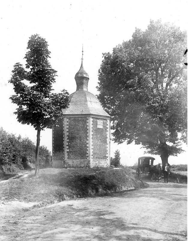 chapelle[bâtiment] / Kapel van de Zaligmaker