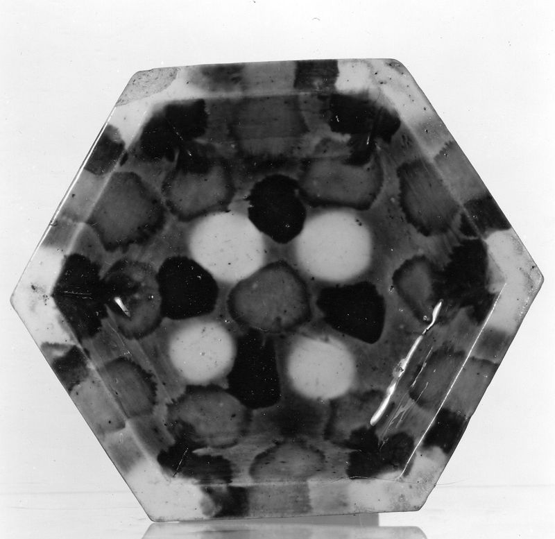 Vase hexagonal