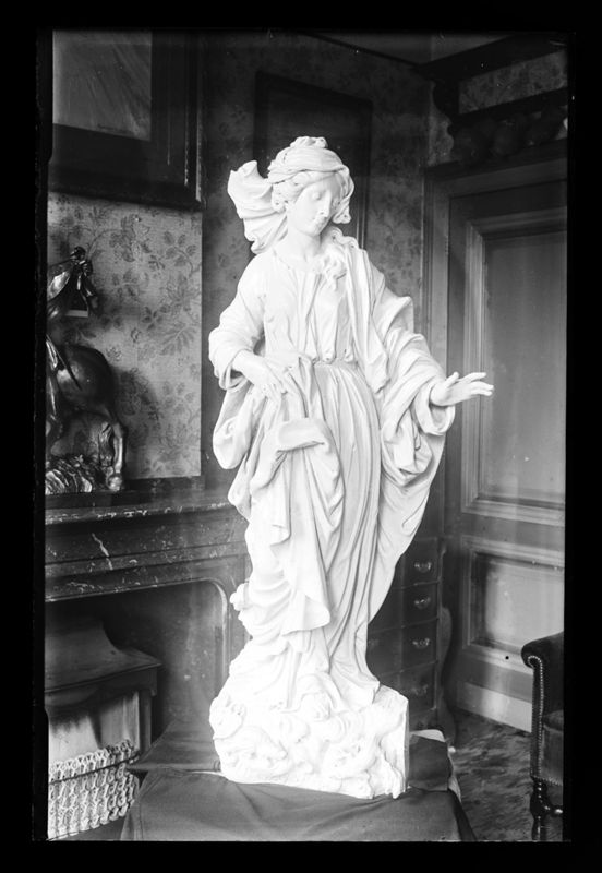 H. Familie