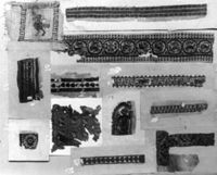 B000472