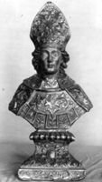 B000906