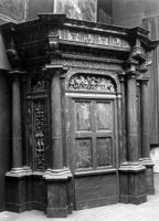 B001405