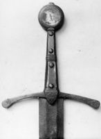 B001695