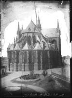 B002381