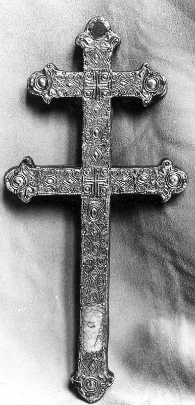 croix-reliquaire / Eglise Sainte-Waudru[Mons]