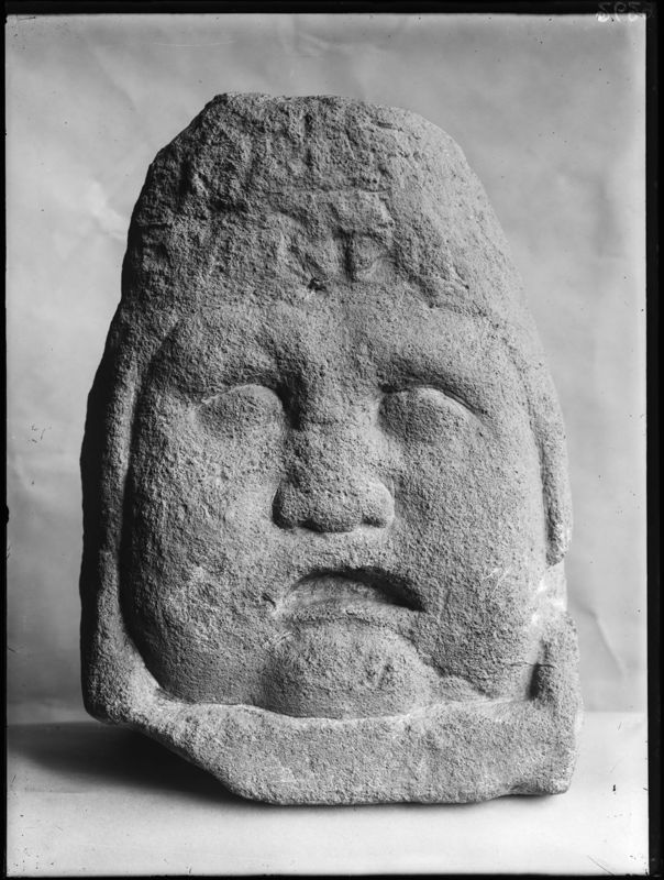 Masque tragique