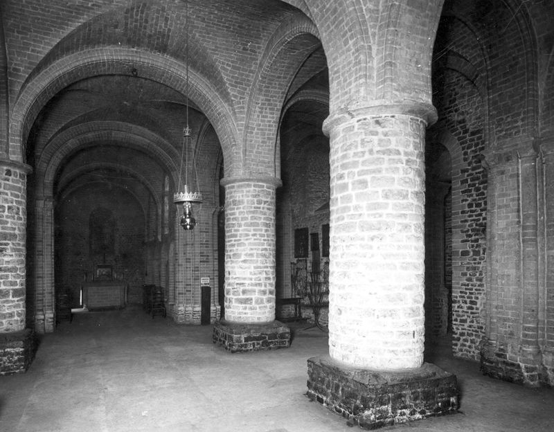 chapelle[bâtiment] / Kapel H. Bloed[Brugge]