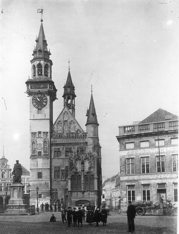 beffroi / Schepenhuis[Aalst]