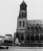 B003327