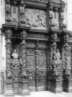 B003696