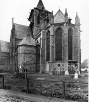 B003699