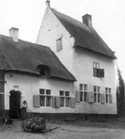 B003701