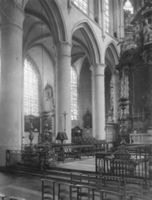 B003732