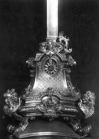 B003747