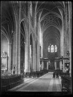 B003891