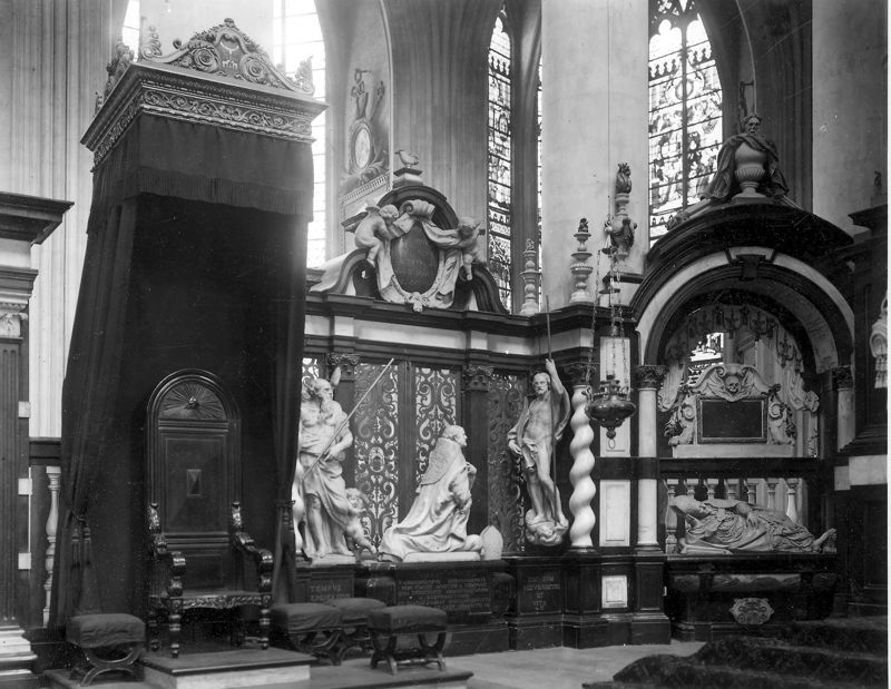 dais de trône / Sint-Romboutskathedraal[Mechelen]